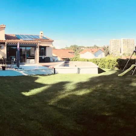 Villa Familiale Avec Piscine Et Climatisation Вілла Антіб