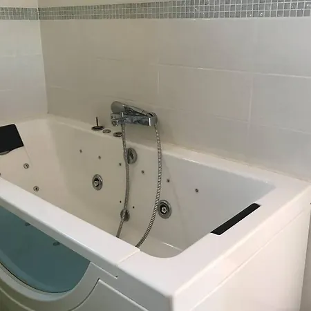 Villa Familiale Avec Piscine Et Climatisation Вілла Антіб